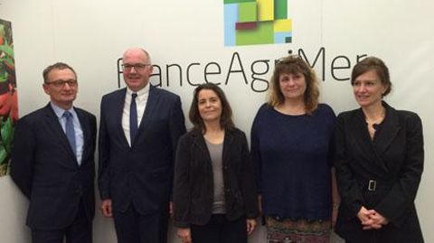 Au Salon de l'agriculture, FranceAgriMer (chargé d'études) et Val'hor (chargée de promotion) ont posé des jalons constructifs en faveur des productions horticoles. Au Salon de l'agriculture, FranceAgriMer (chargé d'études) et Val'hor (chargée de promotion) ont posé des jalons constructifs en faveur des productions horticoles.