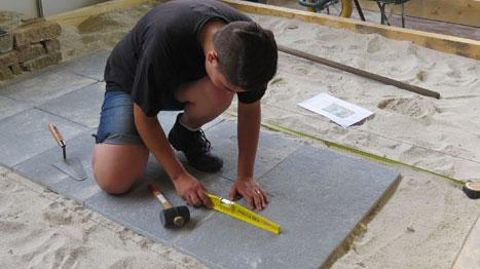 En 2018, les Meilleurs apprentis de France « paysage » seront à l'oeuvre dans le cadre de la compétition régionale. Ici, lors de démonstrations en 2017, à Nantes. (c)Odile Maillard En 2018, les Meilleurs apprentis de France « paysage » seront à l'oeuvre dans le cadre de la compétition régionale. Ici, lors de démonstrations en 2017, à Nantes. (c)Odile Maillard