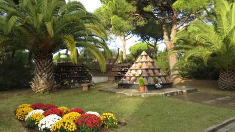 Les ventes de fleurs pour la Toussaint ont connu une embellie en 2017, estime Val'hor, via son panel de consommateurs Kantar TNS. (c)Odile Maillard  Les ventes de fleurs pour la Toussaint ont connu une embellie en 2017, estime Val'hor, via son panel de consommateurs Kantar TNS. (c)Odile Maillard 