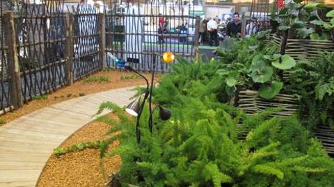 Le prochain salon Paysalia permettra de désigner celui qui succédera à Luc Echilley dont le jardin lui avait permis de décrocher le titre de Maître jardinier lors de l'édition 2013. ©Pascal Fayolle Le prochain salon Paysalia permettra de désigner celui qui succédera à Luc Echilley dont le jardin lui avait permis de décrocher le titre de Maître jardinier lors de l'édition 2013. ©Pascal Fayolle