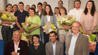 ©Fondation Georges Truffaut Cette année, six élèves ou étudiants ont été primés au niveau national du concours Projet d'avenir. Ils ont eu à présenter leur projet devant les membres d'un jury spécialisé dans les jardins et l'horticulture et récompensés par des partenaire et l'équipe de la Fondation Georges Truffaut. ©Fondation Georges Truffaut Cette année, six élèves ou étudiants ont été primés au niveau national du concours Projet d'avenir. Ils ont eu à présenter leur projet devant les membres d'un jury spécialisé dans les jardins et l'horticulture et récompensés par des partenaire et l'équipe de la Fondation Georges Truffaut.