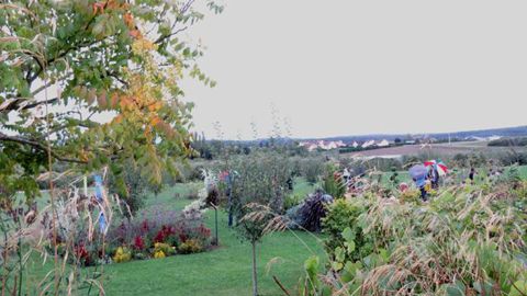 ©O. Maillard Les Jardins fruitiers de Laquenexy en Moselle, tout près de Metz, donnent sur la campagne environnante. Ils accueillent pourtant de petits jardins de villes fleuries. 