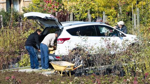 Le guide lancé par la Fédération nationale des producteurs de l'horticulture et des pépinières (FNPHP) permettra aux producteurs qui souhaitent optimiser leurs ventes directes de faire les meilleurs choix possibles, en particulier en matière de fiscalité.PHOTO : MILO MORAVSKI