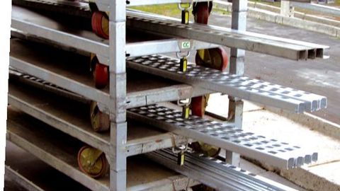 Cette gestion des rolls offre aux producteurs une grande autonomie d'action tout en facilitant l'accès aux distributeurs.