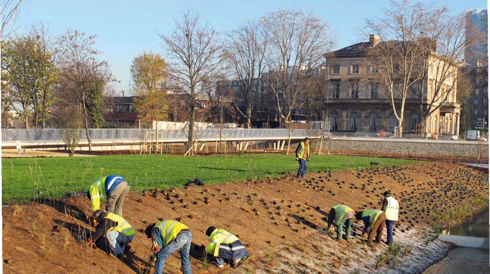 Le marché des collectivités s'est fortement érodé dans le domaine du paysage au cours du dernier semestre 2014, si l'on en croit le dernier baromètre de l'Unep... Le marché des collectivités s'est fortement érodé dans le domaine du paysage au cours du dernier semestre 2014, si l'on en croit le dernier baromètre de l'Unep...