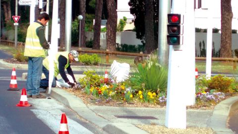 Une fiche de poste décrit les tâches prévues pour chaque salarié, mais aussi ses compétences, ses connaissances en matière de sécurité, les responsabilités d'encadrement...