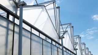 Une entreprise traverse forcément des difficultés au cours de son existence. Les anticiper et les reconnaître peut permettre de la remettre à flot avant une issue irrémédiable, en utilisant tout l'arsenal juridique à disposition.