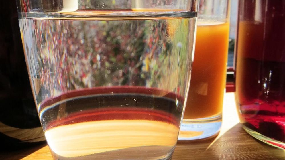 Au sein de l'entreprise, la consommation de boissons non alcoolisées permettra de fêter les événements heureux en conservant la convivialité et une bonne cohésion d'équipe.PHOTO : ODILE MAILLARD Au sein de l'entreprise, la consommation de boissons non alcoolisées permettra de fêter les événements heureux en conservant la convivialité et une bonne cohésion d'équipe.PHOTO : ODILE MAILLARD