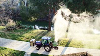 Les personnels applicateurs en collectivités ou réalisant un traitement pour leur employeur (détenteurs de terrains de sport, sociétés d'autoroutes...), opérationnels et décisionnaires, ont jusqu'au au 1er octobre 2014 pour obtenir leur certificat.PHOTO : ODILE MAILLARD