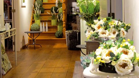 Le salon national, organisé au mois d'octobre au Mans à l'intention des fleuristes, répond à une demande de la profession.