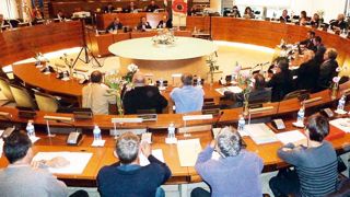 Début novembre en préfecture de Toulon, les Assises de l'horticulture ont permis à l'ensemble des représentants de la filière de formuler des propositions concrètes pour ouvrir de nouvelles perspectives. Début novembre en préfecture de Toulon, les Assises de l'horticulture ont permis à l'ensemble des représentants de la filière de formuler des propositions concrètes pour ouvrir de nouvelles perspectives.