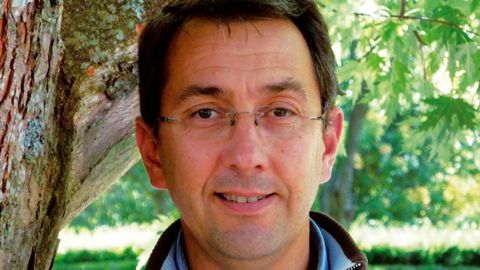 Salarié, puis créateur d'entreprise, puis de nouveau salarié, Éric Bidault travaille aujourd'hui à la croisée de la technique, de la sécurité et du management. L'évolution de carrière du personnel de l'entreprise fait partie de ses attributions. Dans le cadre de la RSE, il envisage l'embauche de salariés en situation de handicap.PHOTO : SMDA