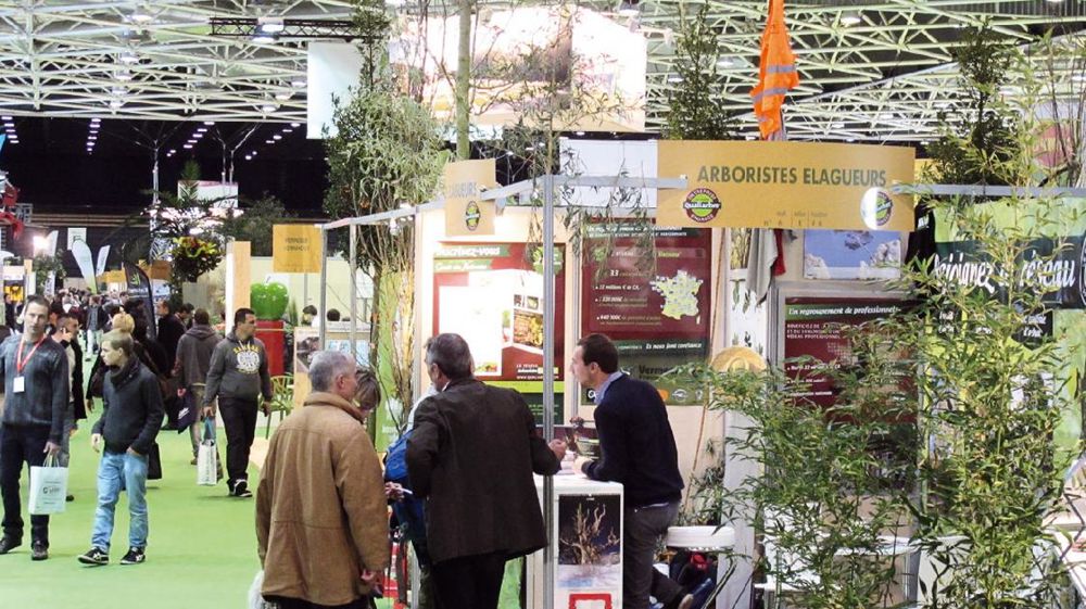Plus de 13 000 visiteurs ont parcouru le salon Paysalia, à Lyon, du 3 au 5 décembre dernier, confirmant ainsi le succès de la manifestation sur la scène des rendez-vous des métiers du paysage. Plus de 13 000 visiteurs ont parcouru le salon Paysalia, à Lyon, du 3 au 5 décembre dernier, confirmant ainsi le succès de la manifestation sur la scène des rendez-vous des métiers du paysage.