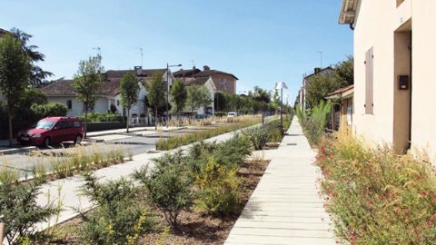 L'entrée ouest de Mont-de-Marsan (40) a été récompensée d'une Victoire d'or lors de la troisième édition en 2012.