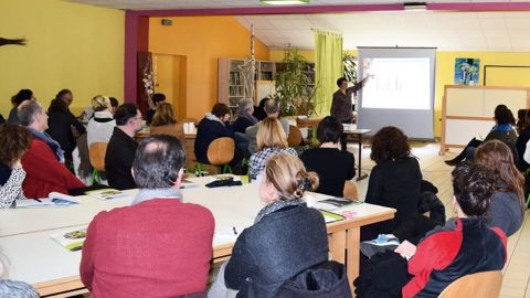 « Mieux vaut savoir-faire que d'avoir seulement un diplôme. Ainsi recrutent les métiers horticoles... », ont pu entendre les conseillers des Missions locales.