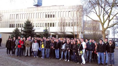 Les cinquante élèves en première et deuxième années de BTS horticole de l'Institut de Genech et leurs professeurs ont mis à profit ce déplacement professionnel en Allemagne.PHOTO VALÉRIE VIDRIL