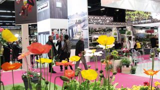 La décision du BHR d'organiser le Salon du végétal à Nantes au mois de juin, et non plus au parc des expositions d'Angers (notre photo) en février, est diversement accueillie. PHOTO : VALÉRIE VIDRIL La décision du BHR d'organiser le Salon du végétal à Nantes au mois de juin, et non plus au parc des expositions d'Angers (notre photo) en février, est diversement accueillie. PHOTO : VALÉRIE VIDRIL