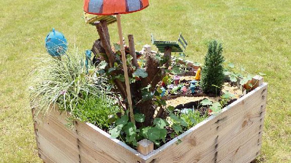 Cette création d'enfants, à Saint-Barthélémy-d'Anjou (49), a été mise en place dans le cadre du concours « Jardins d'expression » organisé par Angers Loire Métropole.PHOTO : PLANTE & CITÉ Cette création d'enfants, à Saint-Barthélémy-d'Anjou (49), a été mise en place dans le cadre du concours « Jardins d'expression » organisé par Angers Loire Métropole.PHOTO : PLANTE & CITÉ