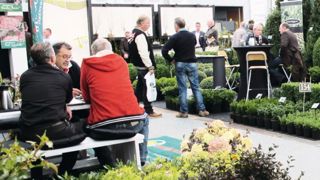 GrootGroenPlus (ici l'édition 2013) aura pour thème « #365green » mettant en avant les frontières toujours plus floues entre les saisons et les offres de plantes associées.