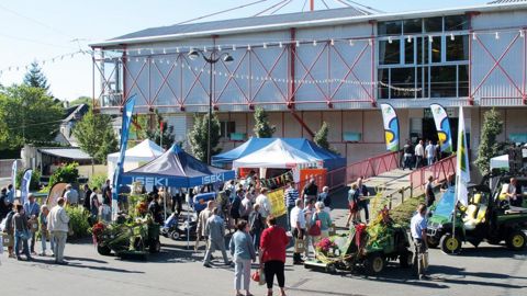 Les Assises régionales du cadre de vie et de l'embellissement des communes de la région Centre sont en train de devenir un mini-salon que les acteurs de la filière plébiscitent aujourd'hui.