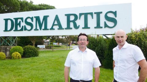 Patrick Chassagne (à droite) et Dominique Audy président désormais aux destinées des pépinières Desmartis. Leur premier objectif est « d'adapter la production aux quantités vendues ».PHOTO : DESMARTIS