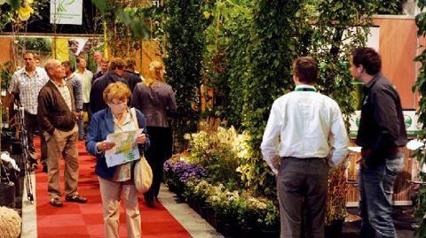 PHOTO : ALL-ROUND COMMUNICATIONS