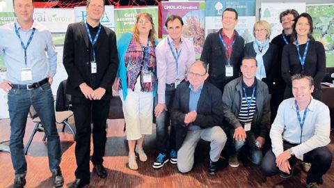 De gauche à droite, et du second au premier plan : Vincent Vitet (pépinières Chauviré), Pierre Jourcin (Rouy pépinières), Dominique Boutillon (FNPHP), Jean-Marc Auray (pépinières du Val d'Erdre), Denis Forge (pépinières De la Bambouseraie), Véronique Brun (FNPHP), Philippe Prohin et Marie-Ange Lebas (Nymphéa), Dominique Rey (pépinières Rey), Benoît Meneguin (Cholat pépinières), Rodolphe Debruille (pépinières Guillot-Bourne).