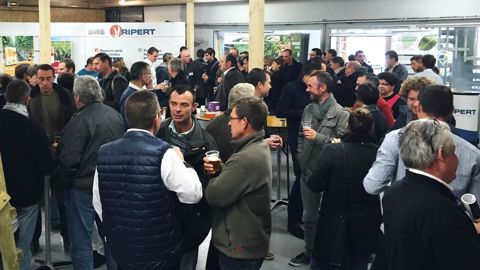 Le 30 novembre, les clients de Ripert ont pu découvrir de nombreux nouveaux produits et échanger avec les personnels et partenaires de l'entreprise.