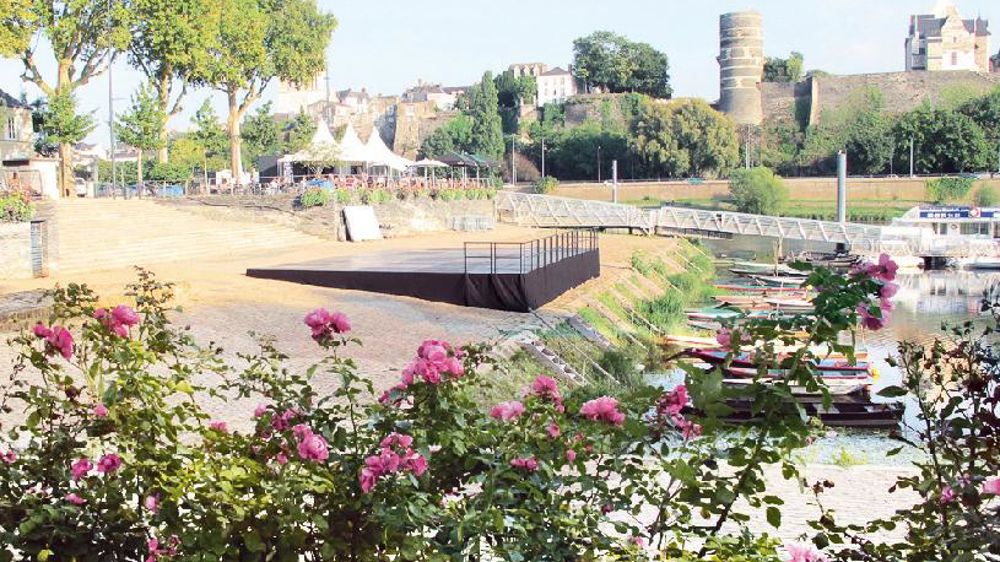 Les villes labellisées par le CNVVF, qu'elles disposent de 4 fleurs comme ici Angers ou qu'elles en aient moins, doivent valoriser leur potentiel touristique... Tel sera l'enjeu des Assises, cette année, à Menton. Les villes labellisées par le CNVVF, qu'elles disposent de 4 fleurs comme ici Angers ou qu'elles en aient moins, doivent valoriser leur potentiel touristique... Tel sera l'enjeu des Assises, cette année, à Menton.