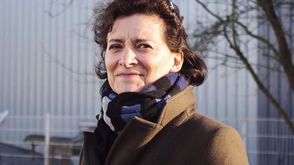 « Nous menons une réflexion en groupe sur les investissements à prévoir pour améliorer le confort de travail et d'autres sujets évoqués par certains salariés sont soumis à un audit interne afin de recueillir l'avis de tous », relate Catherine Aubépart, présidente de la SEM espaces verts, basée à Plaisir (78).PHOTO : YAËL HADDAD « Nous menons une réflexion en groupe sur les investissements à prévoir pour améliorer le confort de travail et d'autres sujets évoqués par certains salariés sont soumis à un audit interne afin de recueillir l'avis de tous », relate Catherine Aubépart, présidente de la SEM espaces verts, basée à Plaisir (78).PHOTO : YAËL HADDAD