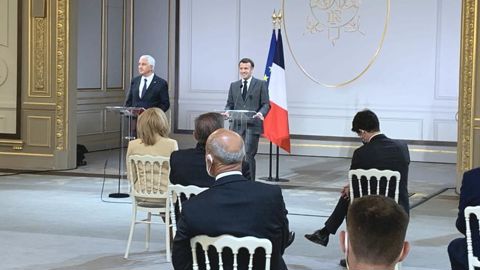 Stéphane Layani, PDG de Semmaris (le MIN de Rungis), a ouvert la cérémonie de remise du muguet du  1er mai à l’Élysée. Le président Emmanuel Macron lui a répondu, mettant en avant de manière remarquable la filière horticole française.  ©P. Fayolle