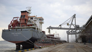 Les marchés mondiaux des céréales sont suspendus à l'issue des négociations sur le corridor d'exportations ukrainien. Les marchés mondiaux des céréales sont suspendus à l'issue des négociations sur le corridor d'exportations ukrainien.