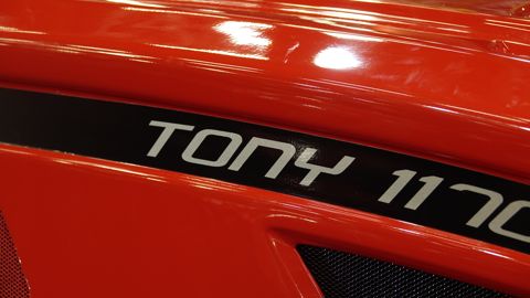 Antonio Carraro : la variation continue Tony s'invite sur les tracteurs Antonio Carraro : la variation continue Tony s'invite sur les tracteurs