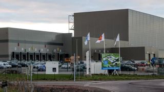 L’usine de Méautis essentiellement tournée autour de l’activité UHT infantile avait été inaugurée le 18 septembre 2017. La partie UHT stoppée depuis août 2018 reprendra du service en novembre. © Alexis Dufumier L’usine de Méautis essentiellement tournée autour de l’activité UHT infantile avait été inaugurée le 18 septembre 2017. La partie UHT stoppée depuis août 2018 reprendra du service en novembre. © Alexis Dufumier