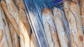France Grandes Cultures souligne qu’il n’est pas correct d’expliquer l’augmentation d’une dizaine de centimes du prix de la baguette uniquement par le prix des céréales, alors qu’elle repose sur une hausse généralisée des charges. © Agnès Massiot/GFA France Grandes Cultures souligne qu’il n’est pas correct d’expliquer l’augmentation d’une dizaine de centimes du prix de la baguette uniquement par le prix des céréales, alors qu’elle repose sur une hausse généralisée des charges. © Agnès Massiot/GFA
