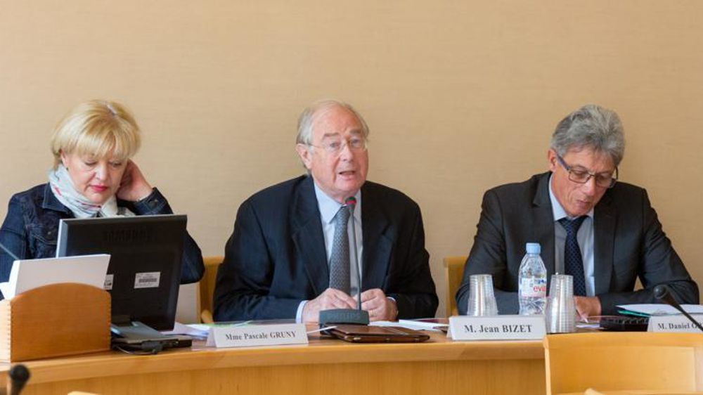 Les sénateurs lors de la présentation du rapport. © Sénat/S. Kerlidou