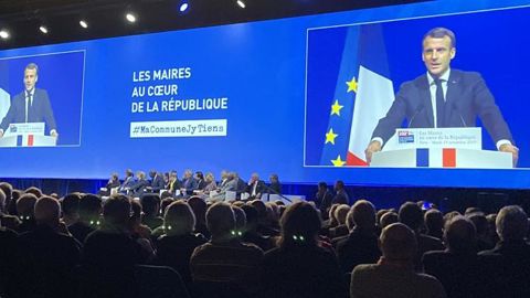 Le président de la République Emmanuel Macron s’est exprimé mardi 19 novembre au congrès des maires de France. © R. Aries/GFA Le président de la République Emmanuel Macron s’est exprimé mardi 19 novembre au congrès des maires de France. © R. Aries/GFA