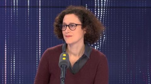 Sur l’antenne de Franceinfo, Emmanuelle Wargon, secrétaire d’État à la Transition écologique, a annoncé le 8 décembre 2019 que le gouvernement annoncerait à la fin de décembre sa décision sur les zones de non-traitement destinées à protéger les riverains contre les pesticides. @ Franceinfo
