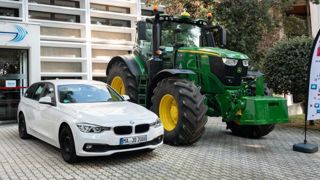 © John Deere © John Deere