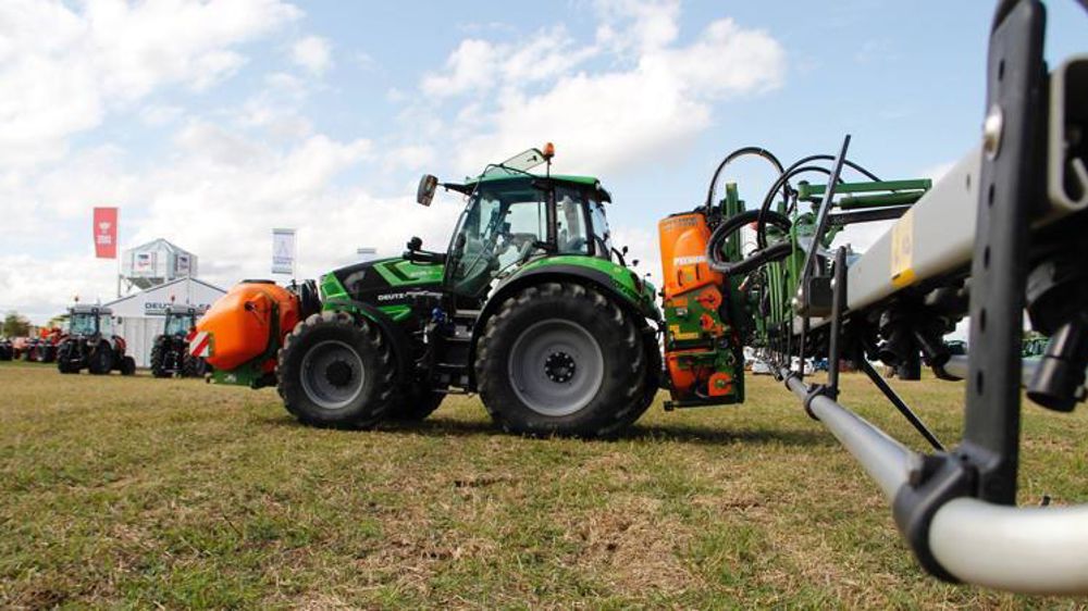 Les nouvelles technologies en agroéquipements pourraient aider à réduire de 50 % l’utilisation de produits phyto. © L. Coassin/GFA