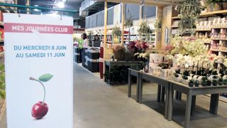L'avenir du commerce passe par l'intérêt porté aux consommateurs, en particulier son besoin d'être mieux reconnu, considéré, d'où la création de clubs par les enseignes, visant à répondre de manière précise aux souhaits et attentes des clients.PHOTO : PASCAL FAYOLLE