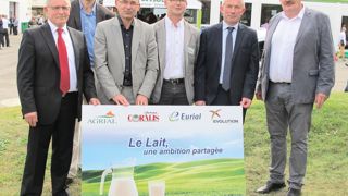 L'entreprise de sélection et les trois coopératives ont annoncé leur partenariat le 17 septembre au Space de Rennes. L'entreprise de sélection et les trois coopératives ont annoncé leur partenariat le 17 septembre au Space de Rennes.