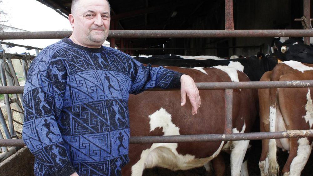 « L'Union laitière de la Meuse a un projet de transformation d'une partie de notre lait sur le site de Sainte-Marie-la-Blanche, près de Beaune », précise Dominique Garrot. ©  A.B.