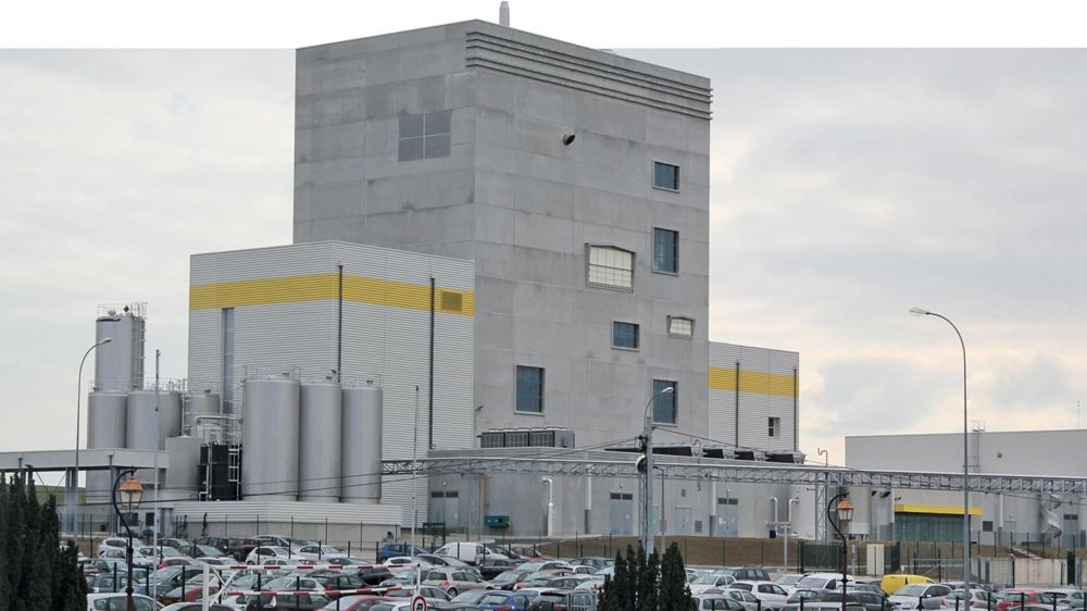 La tour de séchage dans laquelle le groupe a investi pour mieux valoriser son lactosérum est désormais opérationnelle.