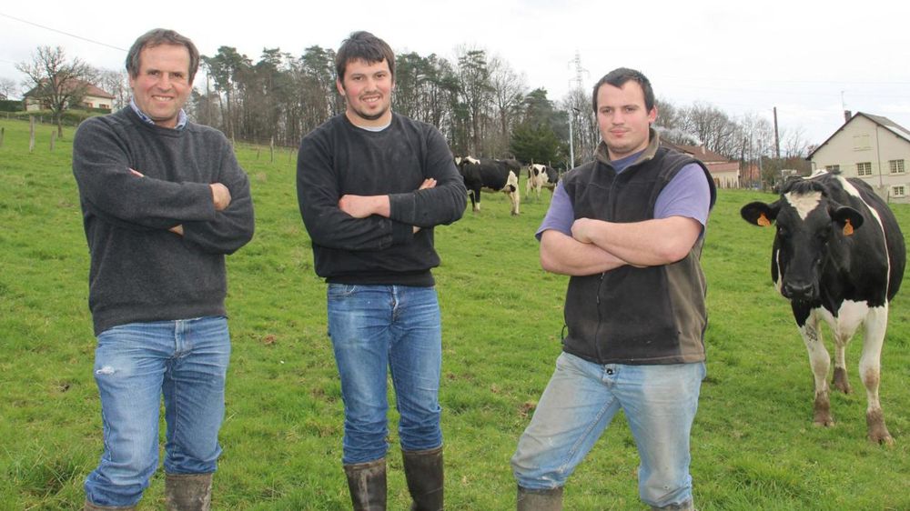 De gauche à droite : François Vialle, son fils Etienne, et le salarié Cédric Lafon© M.R.M.