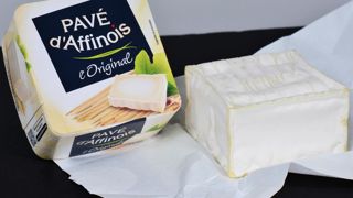 Outre le Pavé d'Affinois et Fromager d'Affinois, Guilloteau produit aussi des fromages de chèvre et de brebis (AOC Rigotte de Condrieu...).© CÉDRIC FAIMALI/GFA Outre le Pavé d'Affinois et Fromager d'Affinois, Guilloteau produit aussi des fromages de chèvre et de brebis (AOC Rigotte de Condrieu...).© CÉDRIC FAIMALI/GFA