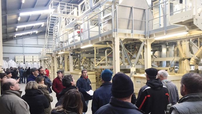 Qualisol a présenté à ses adhérents la nouvelle station de triage de son site bio de Montfort (Gers), lors de sa journée bio annuelle, le 2 février.QUALISOL