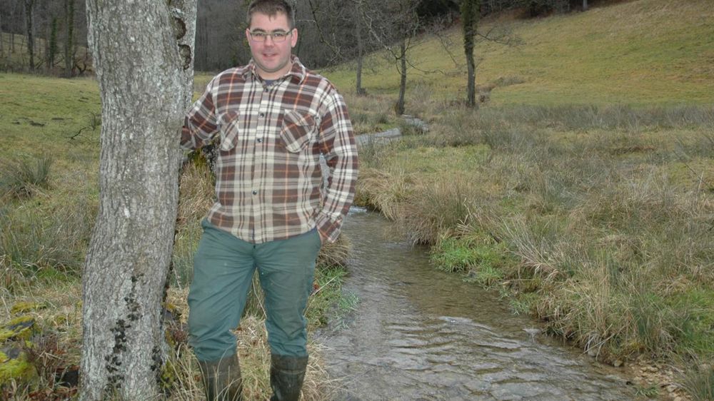  « Cet été, nous commencerons par aménager les ponts et les passages à gué. Suivra dans l'hiver la clôture de l'accès au ruisseau. Tout doit être opérationnel pour avril 2015. »© J.-M.V.
