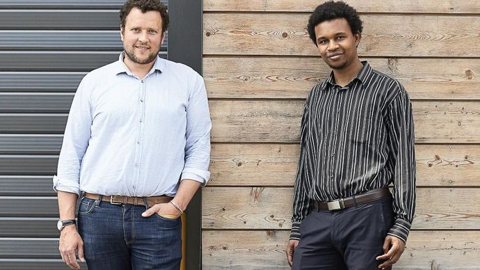 Thibaut de Saint-Denis, fondateur et président de Biosco (à gauche),et Birome Holo Ba, fondateur et directeur technique.