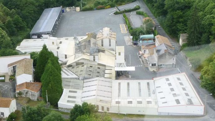 La Pilardière, à Saint-Mars-la-Réorthe, produit 27 000 t d'aliments minéraux, de prémélanges et de spécialités.LA PILARDIÈRE